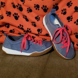 Columbia Women's Suede Sneakers New!